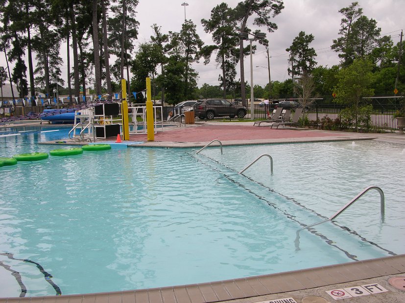 Dad's Club 50 meter olympic pool and childrens pool 1006 Voss Road (10)